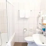 Du Hotel